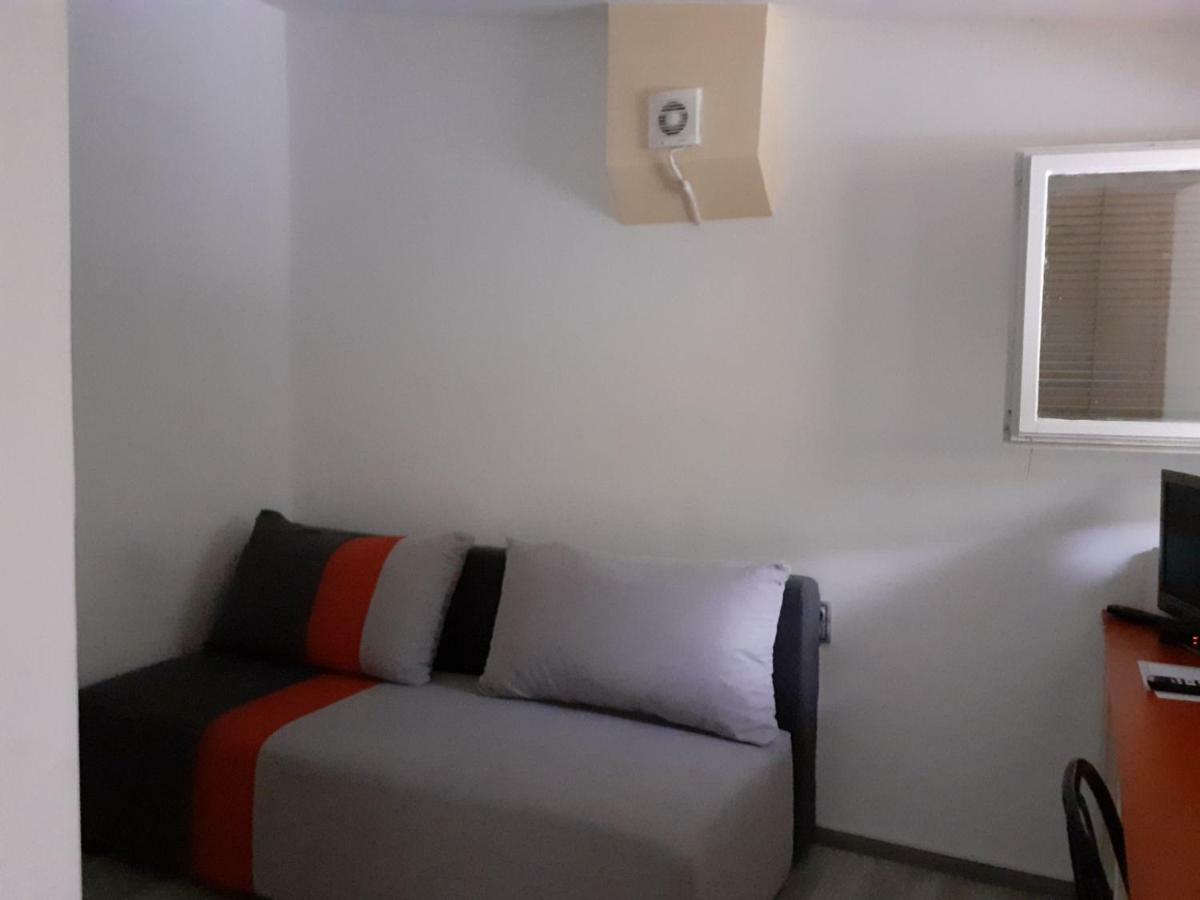 Studio Krunska 6 Βελιγράδι Εξωτερικό φωτογραφία